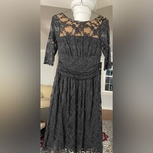 Kiyonna women. Black Lace A- line long sleeve Cocktail dress size O X ( 10-12)